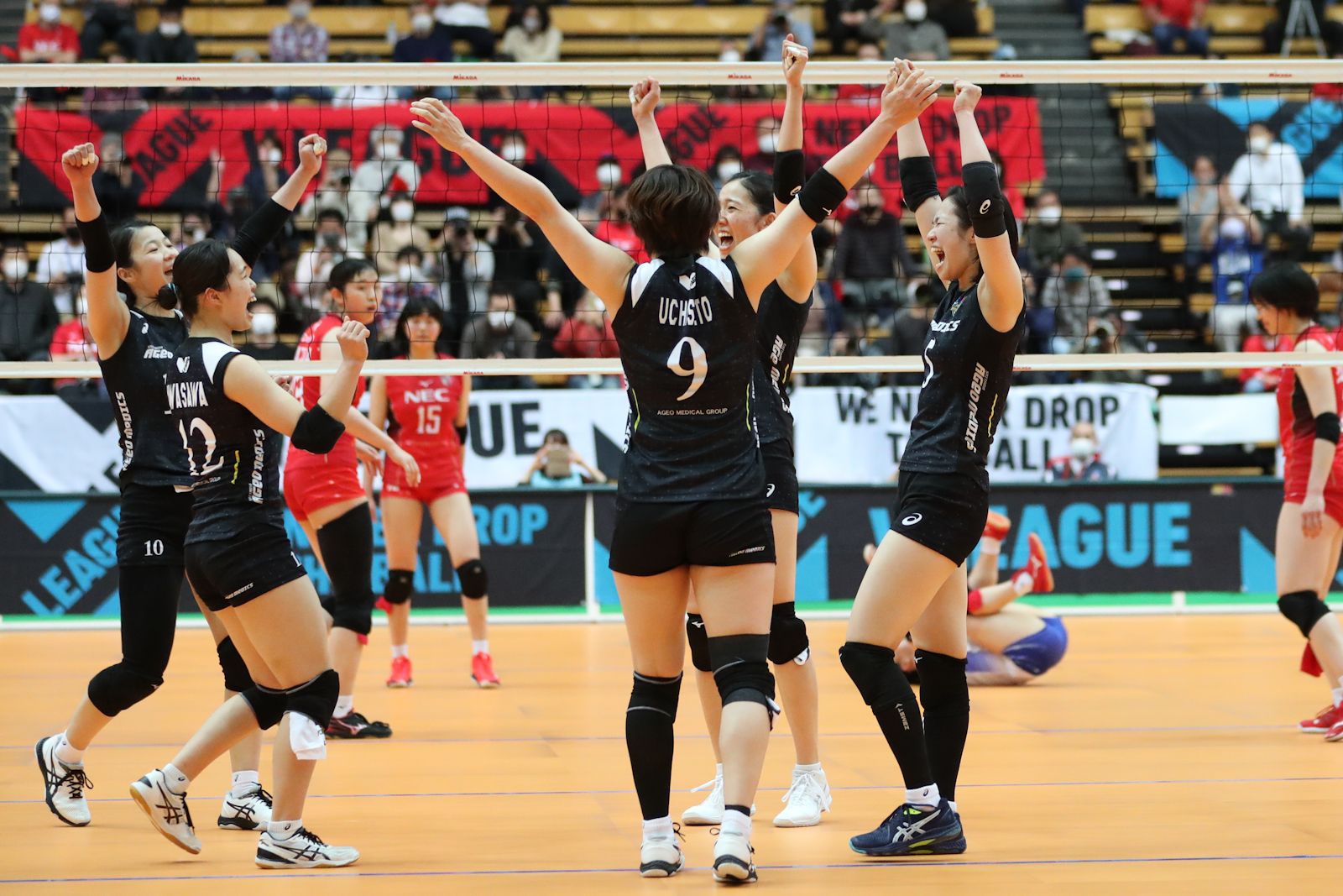 Vリーグ セミファイナル バレー/Vリーグ】V1男子・東レが昨季王者WD名古屋を破りセミ